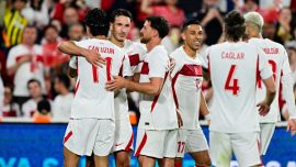 Bizim Çocuklar göz doldurdu